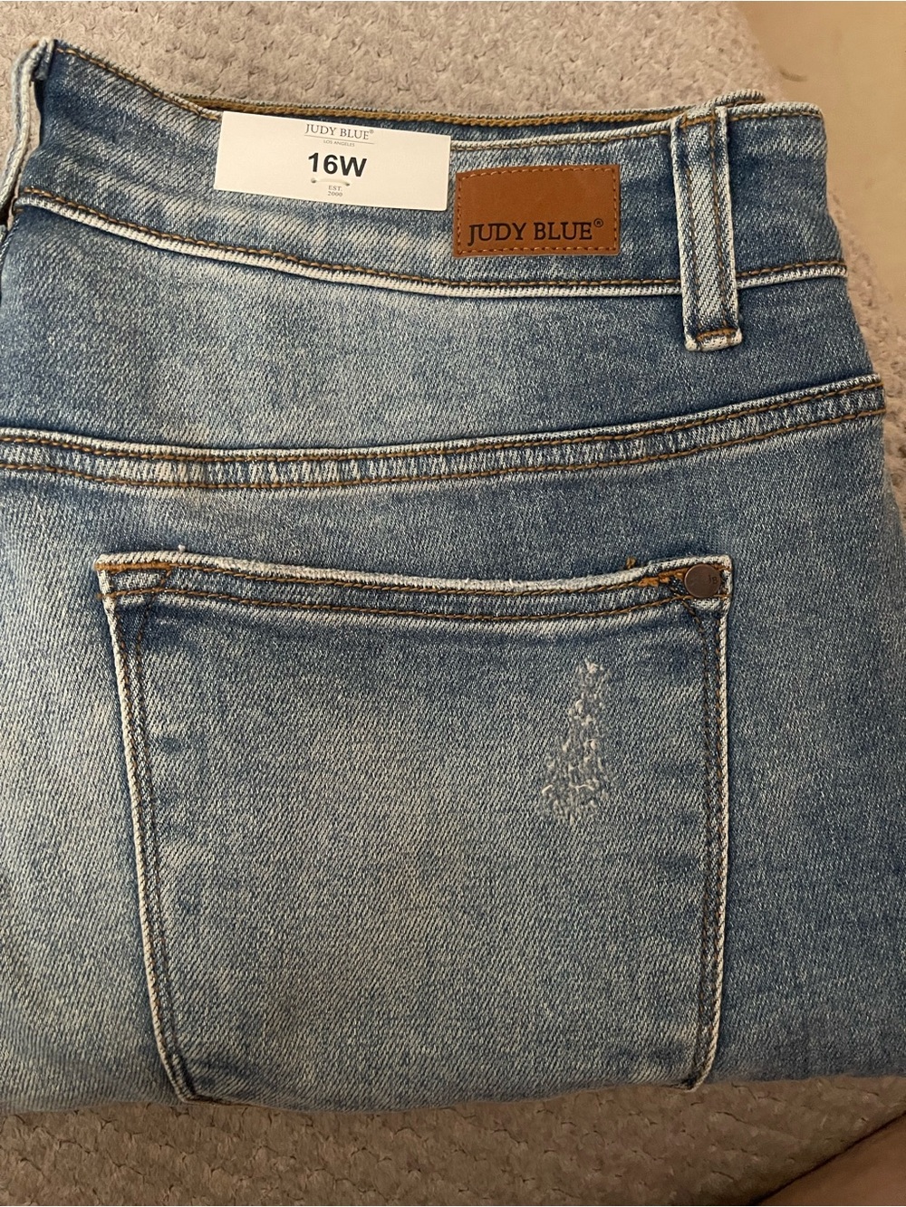 FINAL PRICE Judy Blue Light Blue Boyfriend Jeans Size 16W NEW WITH TAGS